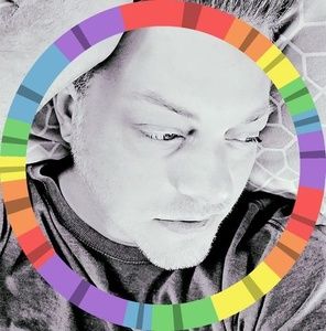 Meet your Posher, Edward